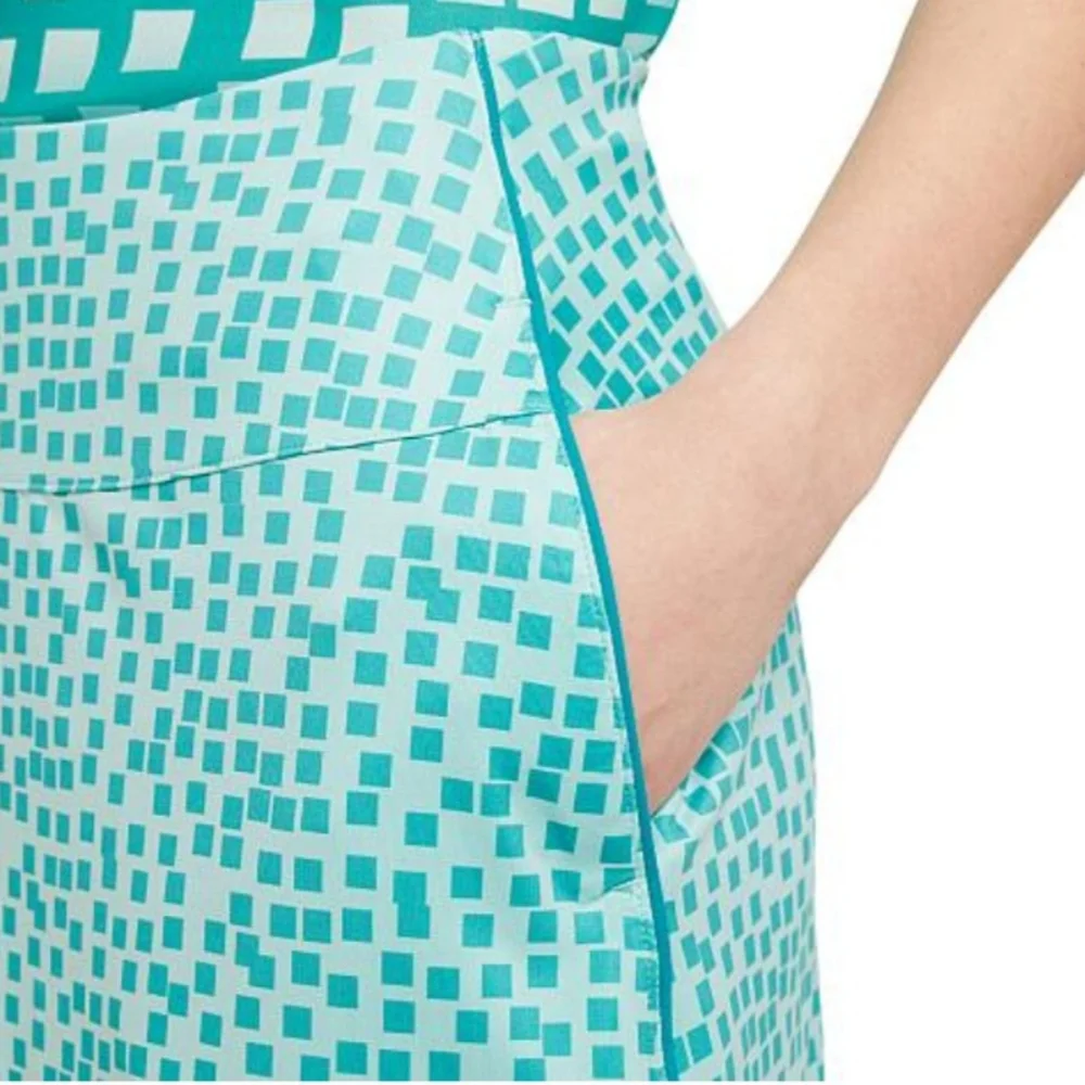 Nike Dri-Fit Women's Aqua UV Grid Print Golf Skort